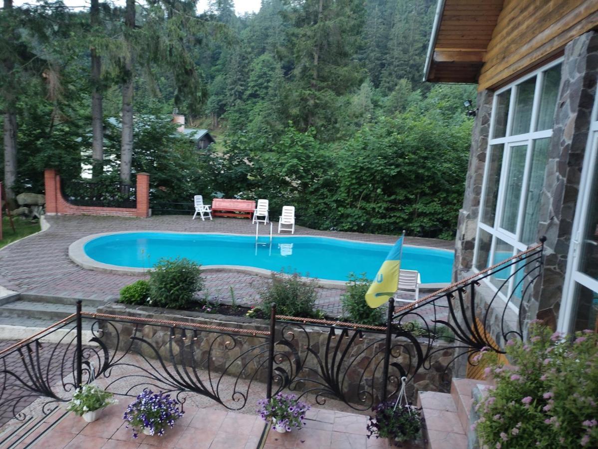 Лелеч Hotel Tatariv Luaran gambar