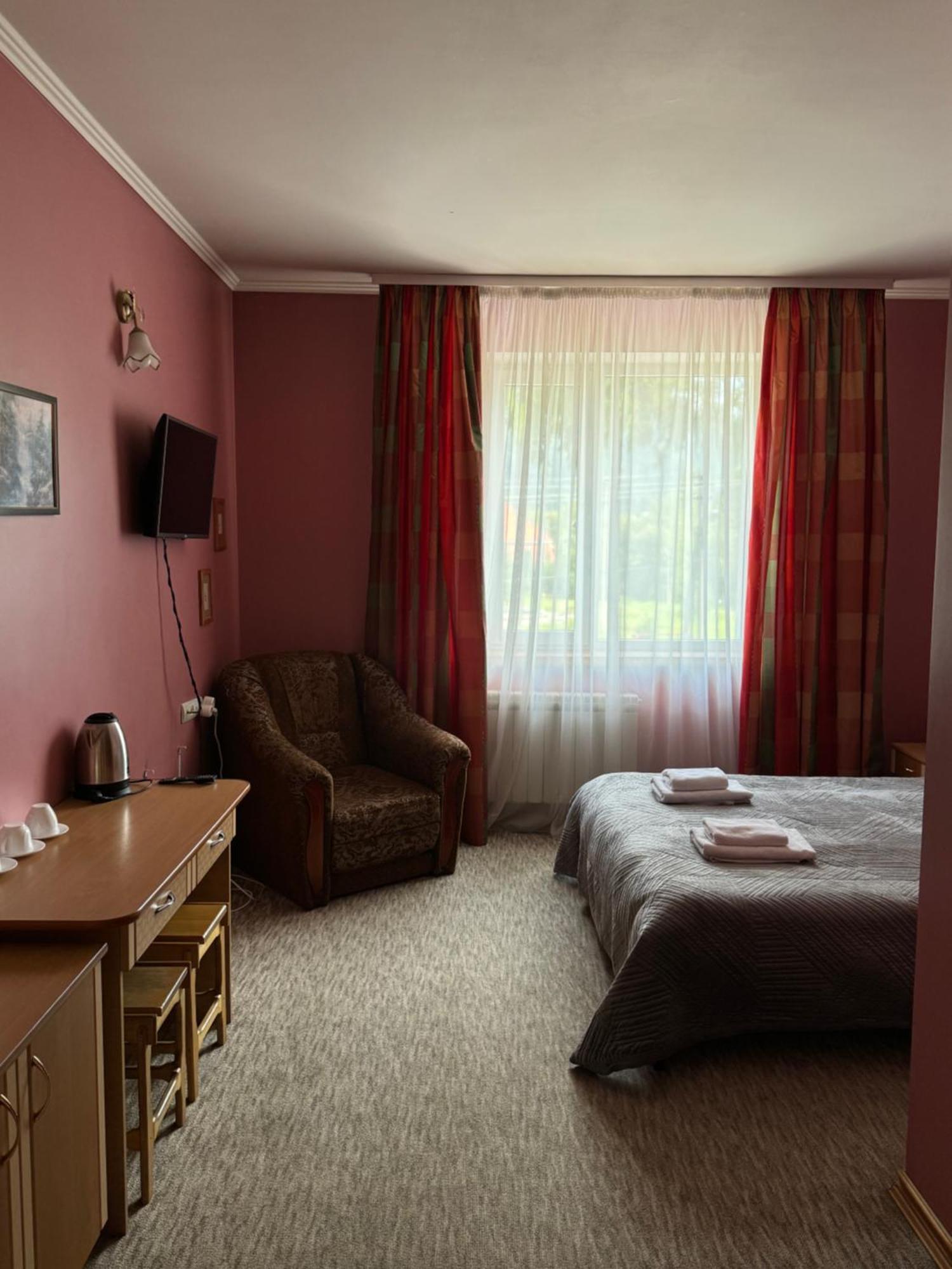 Лелеч Hotel Tatariv Luaran gambar