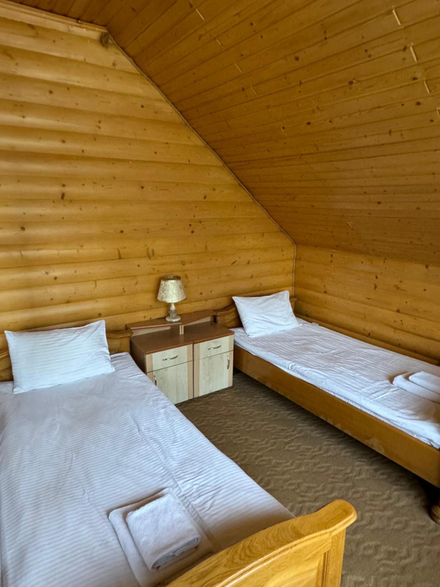 Лелеч Hotel Tatariv Luaran gambar